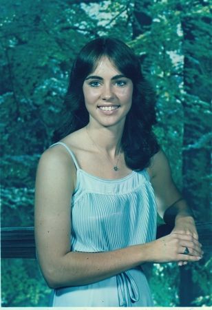 angela senior 1980