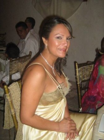 Raquel Helena Campo de Bayter's Classmates® Profile Photo
