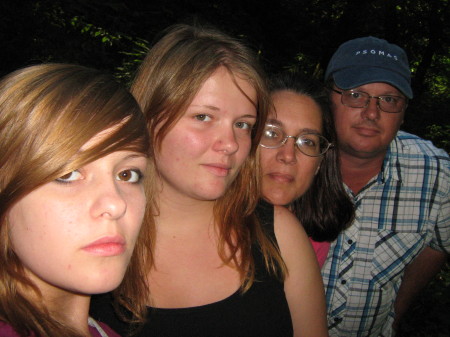 (LtoR)Heather, Haylee, Tricia, Don