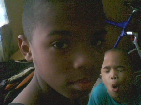 jamie and his bro xavier