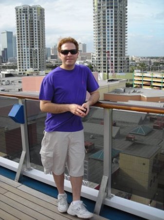 Jared on 2009 Cruise.