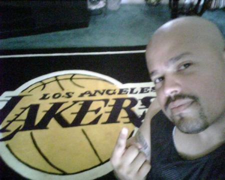 Big Lakers Fan