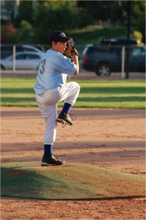 Joel pitching summer 09