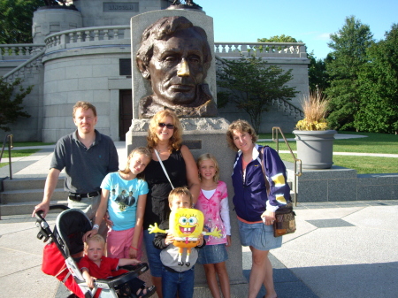 Visit to Lincolns Grave in Springfield, IL