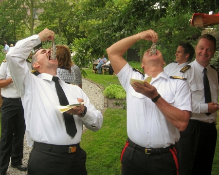 Eating fresh and raw herring