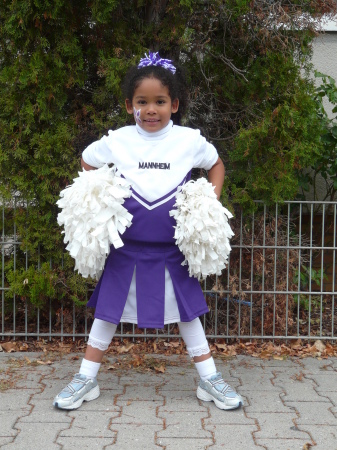 Nataliah (Cheerleader)