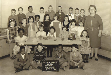 Mrs Palmers Kinder Class 1965