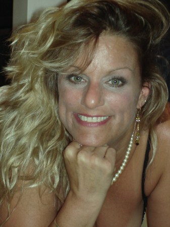 Joanne Roberts's Classmates® Profile Photo