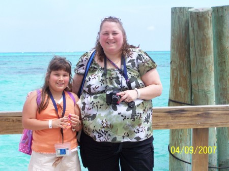 Tori & I in Bahamas