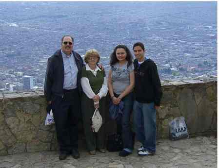 Family Photo in Colombia