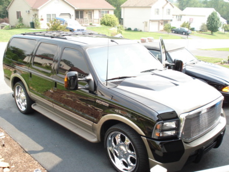 2000 DIESEL Excursion Private limo