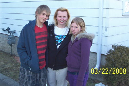 dylan, mom, brit, 2008