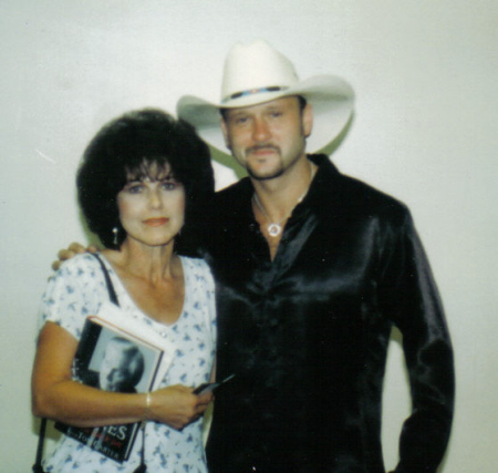 Tim McGraw and myself in Vegas, Baby!!!