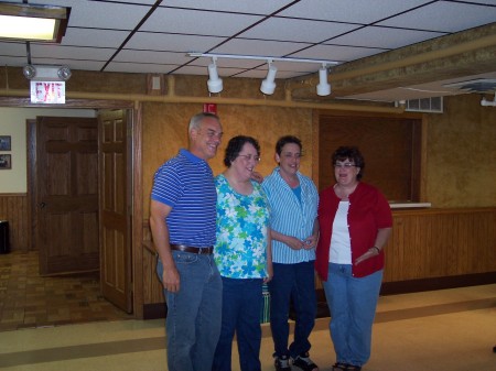 Jim,Judy,Nancyand Roxanne