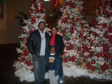 Me, Wifey and Nephew during Xmas in NYC