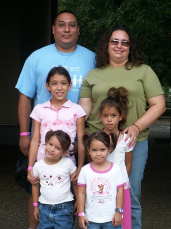 The Ochoa Family at Grant's Farm in St. Louis, MO