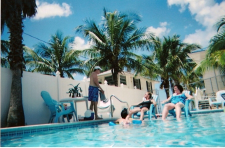 Fort Myers beach house pool 2007