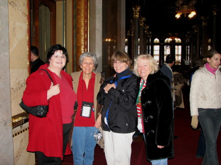 Hungarian Parliment gang