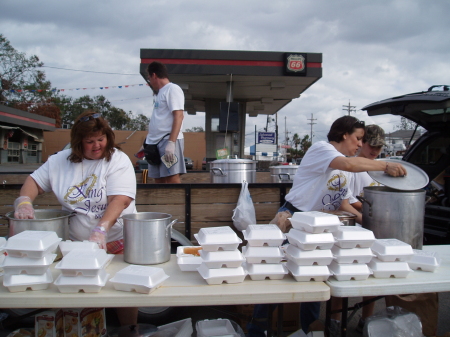 Outreach feeding in New Orleans