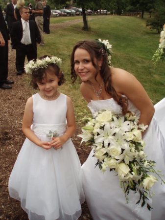 bride & flowergirl