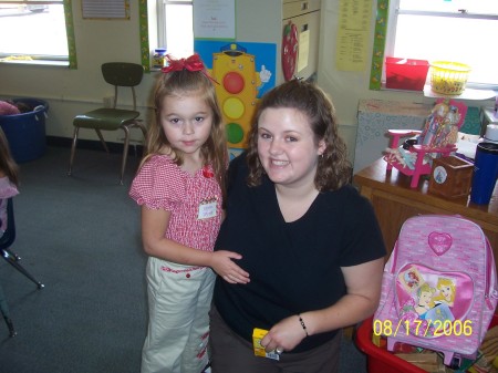 Kaylee and her kindergarten teacher