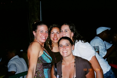 Mia, T-Rex, Kelly and I at Senior Frogs