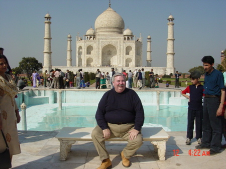 Bruce at Taj Mahal