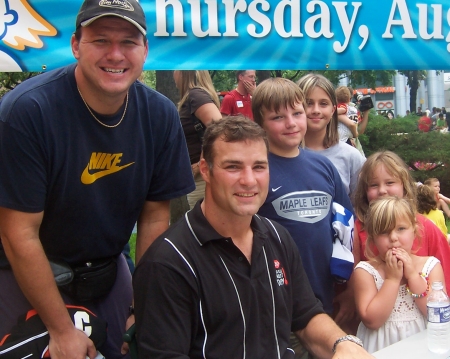 JJ, Emily, Hannah, Jessica and I with Eric Lindros