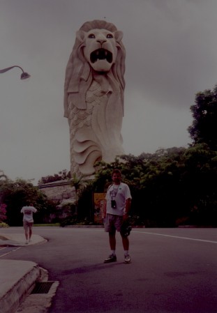 In Singapore with a "MerLion"