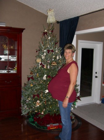 Nine months pregnant with Aidan - December 2006