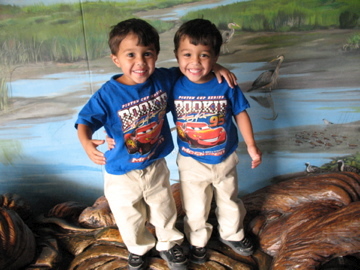 Spencer and Jackson at the Seattle Aquarium
