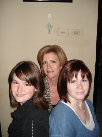 Mom and Daughters