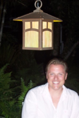 Me with a large lantern above my head