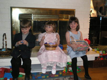 Xander, Ruthie and Laura~Easter 2007