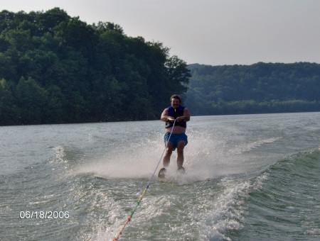 Water skiing on Telico Lake