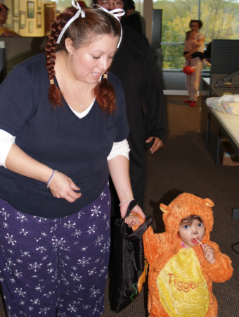 My Niece Rozlynn and I Halloween 06