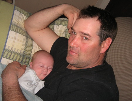 dad and luke at 7weeks