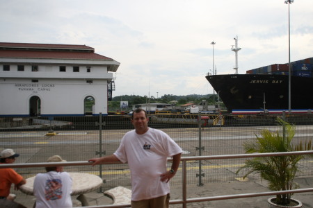 Mia Flores locks, Panama