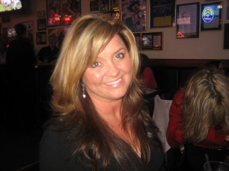 Sherry Hollingshead's Classmates® Profile Photo