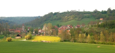 Germany 2006 - Raps in bloom in front of village