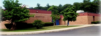 Quidnessett Elementary School Logo Photo Album