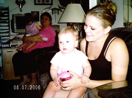 Leanna and her mommy Sara (my sister)