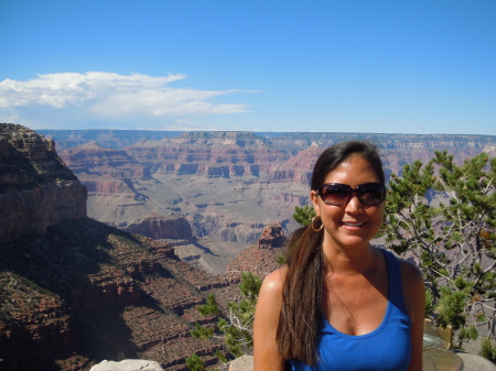 Walking the Grand Canyon after the helicopter