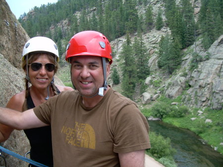 Vicky and Pete rockclimbing Colorado Springs 07