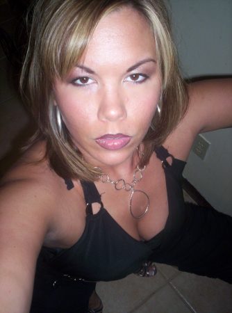 THIS IS ME I WAS GETTIN READY TO GO SEE TWISTA!!