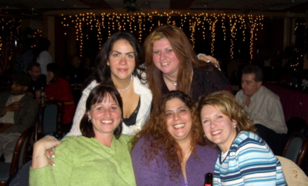 Girls Nite Out 2005