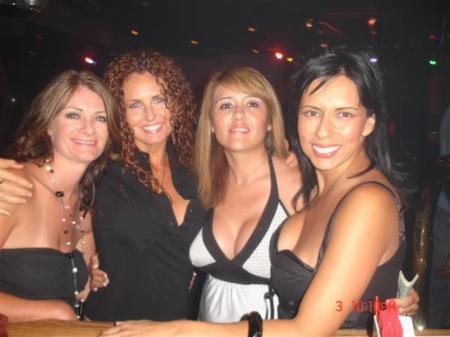 me and the girls in vegas
