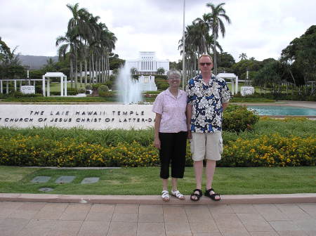 Suzanne and Kenyon in Hawaii