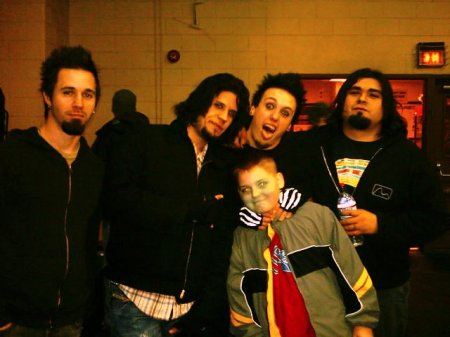 Kind with Papa Roach