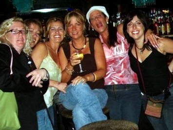 Jen, Judy, Cheryl, Kelly, Rachel and I in Newport